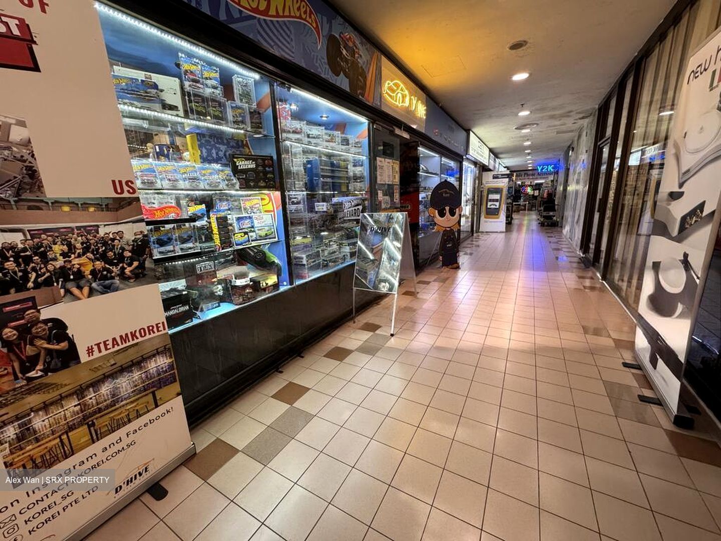 Sim Lim Tower (D8), Shop House #607287231